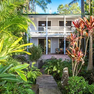 4* Gasthof A Beach House At Byron